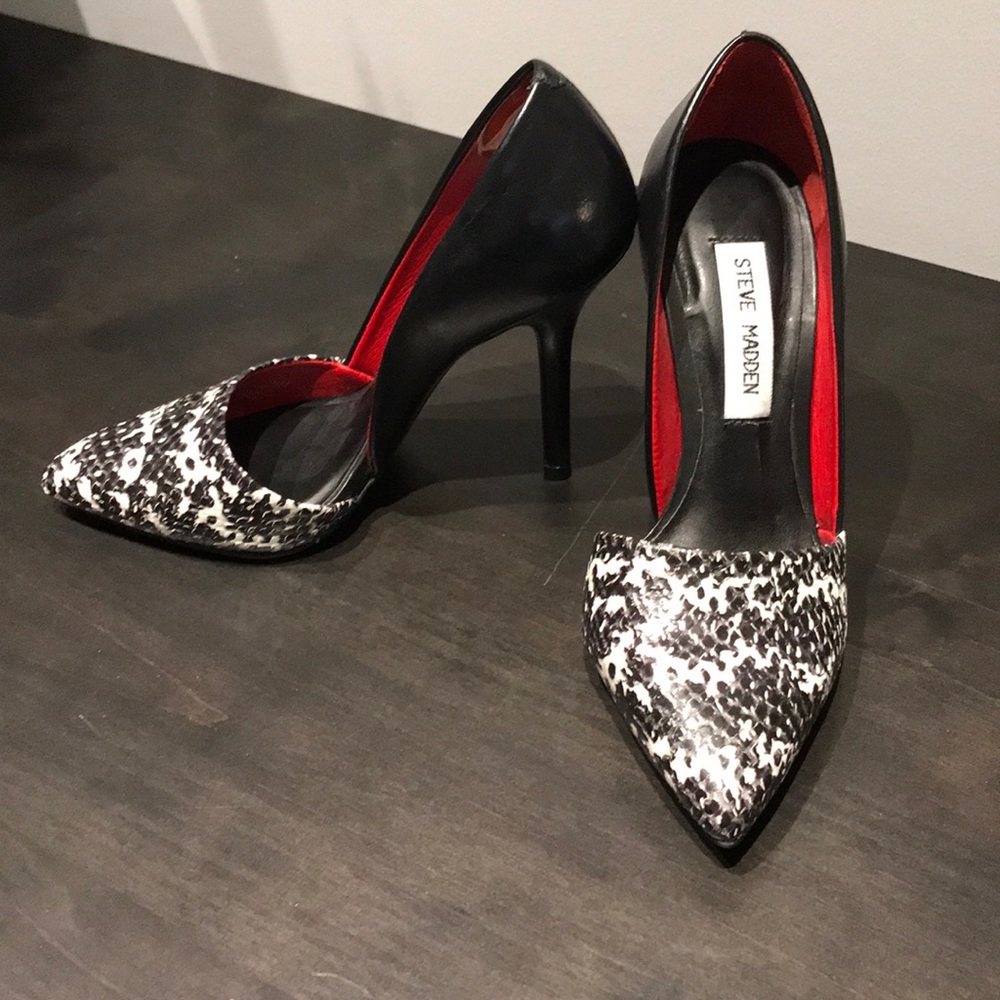 Steve Madden black and white heels